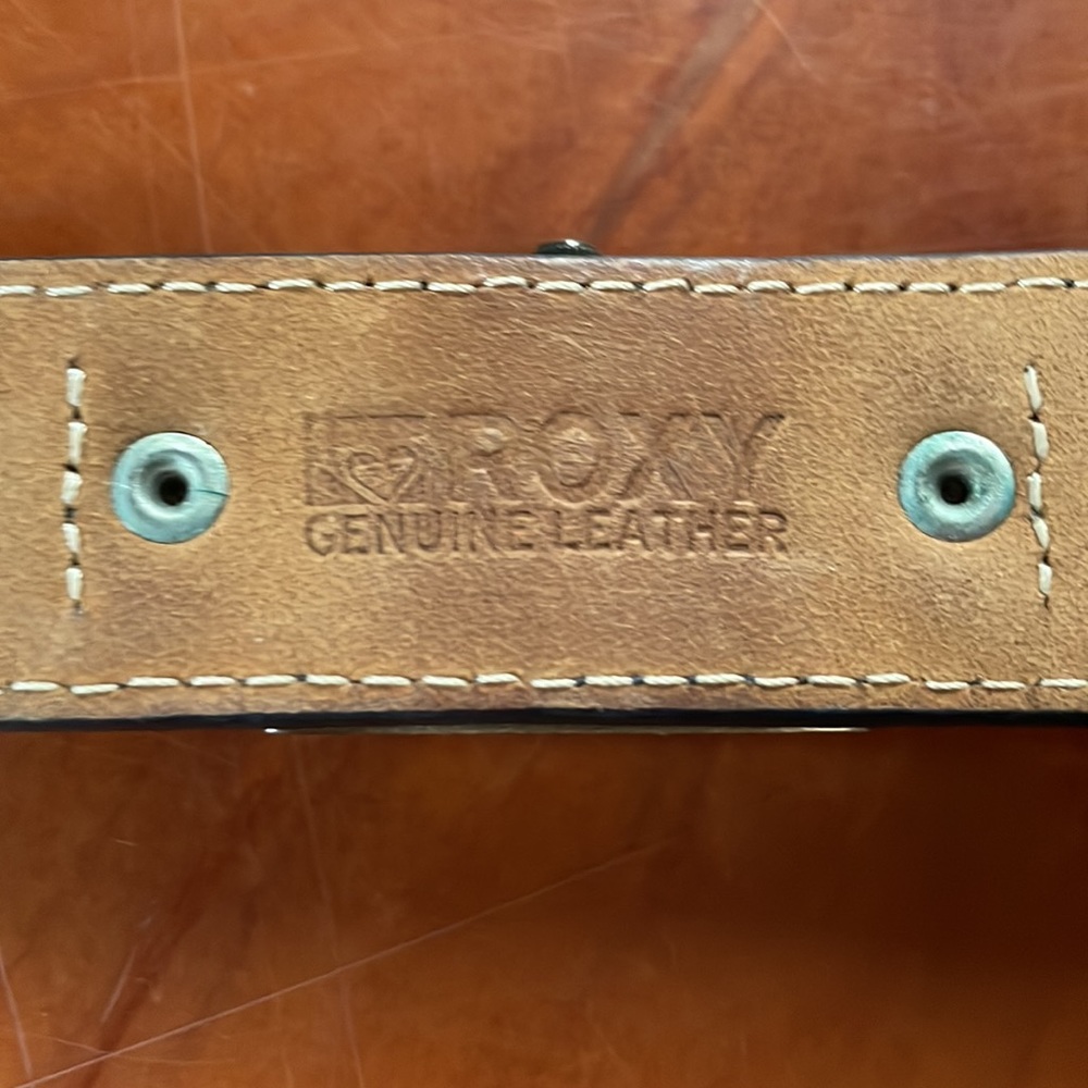 Roxy Watch - Picture 3 of 5